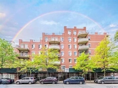 5h-3506 Leavitt St, Flushing, NY, 11354-2918 | Card Image