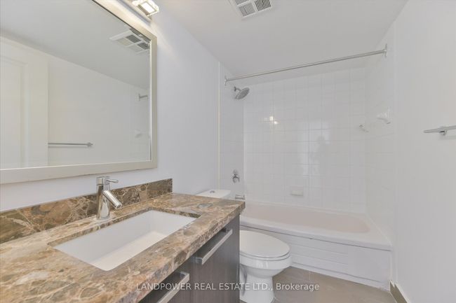 1105 - 11 St Joseph St, Condo with 1 bedrooms, 1 bathrooms and null parking in Toronto ON | Image 11