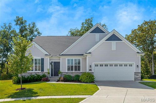 905 Upland Ct, O Fallon, MO, 63368-6658 | Card Image