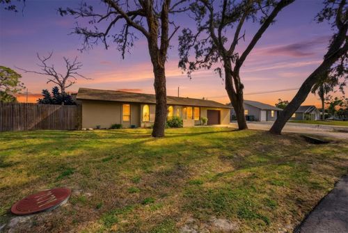 5755 Oxalis Rd, VENICE, FL, 34293-6637 | Card Image