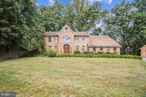 8849 Tuckerman Ln, POTOMAC, MD, 20854-3166 | Card Image