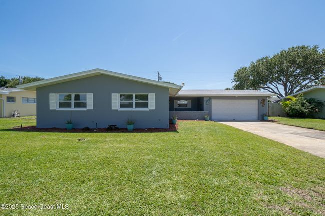 346 Cyprus Dr, House other with 3 bedrooms, 2 bathrooms and null parking in Cocoa Beach FL | Image 47