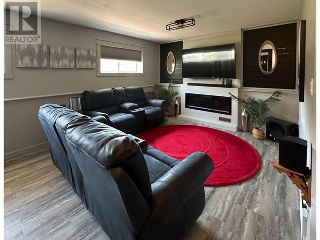 611 Gertrude St, House other with 3 bedrooms, 2 bathrooms and 4 parking in Midway BC | Image 22