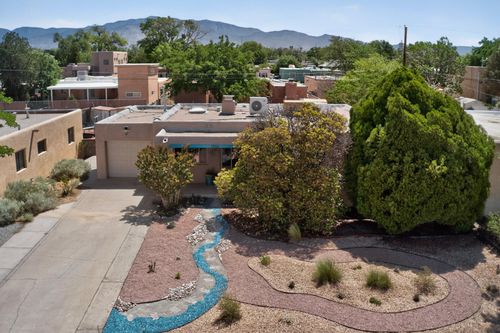 1816 Dakota St Ne, Albuquerque, NM, 87110-5946 | Card Image
