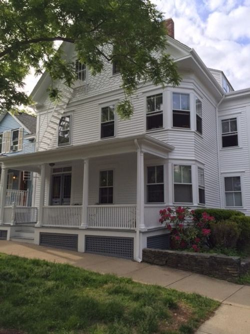 2-44 Constitution St, Bristol, RI, 02809-2137 | Card Image