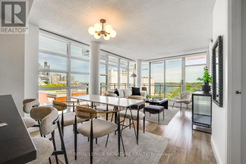 1007-650 Queens Quay W, Toronto, ON, M5V3N2 | Card Image