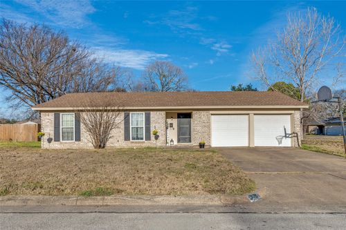 600 Sue Ann Ln, Burleson, TX, 76028-6536 | Card Image