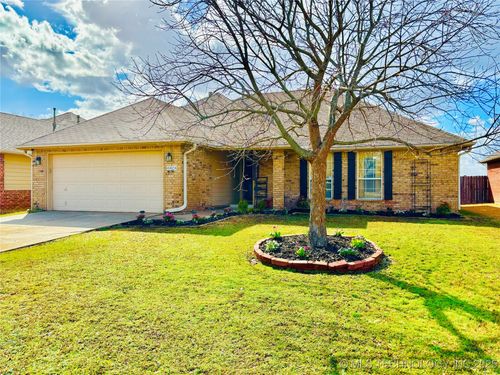 4424 S 197th Eastavenue, Broken Arrow, OK, 74014 | Card Image