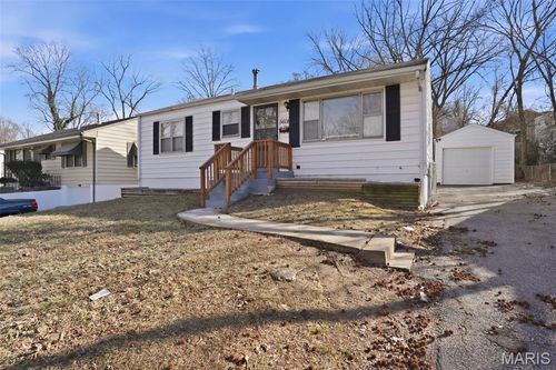 5608 Sapphire Ave, Saint Louis, MO, 63136-1252 | Card Image