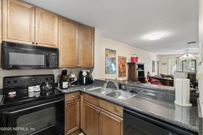 106 - 5 Arbor Club Dr, Condo with 2 bedrooms, 2 bathrooms and null parking in PONTE VEDRA BEACH FL | Image 4