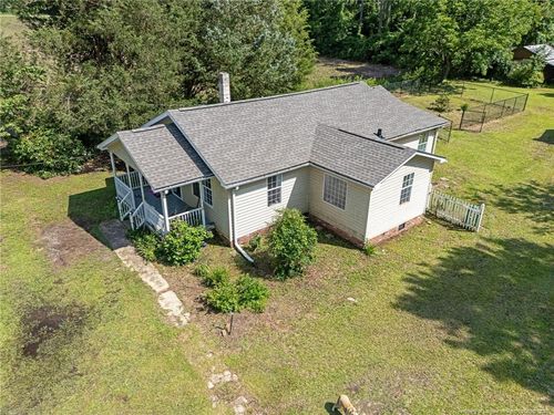 944 Cain Rd, Saint Pauls, NC, 28384-6887 | Card Image