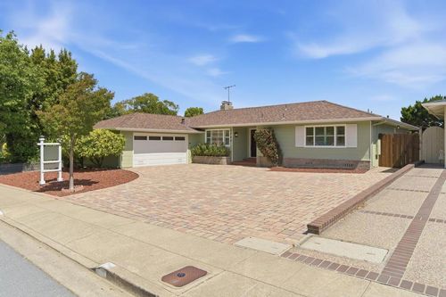 1746 Quesada Way, Burlingame, CA, 94010 | Card Image