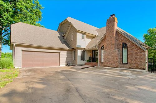 16618 Ne 113th St, Liberty, MO, 64068-8281 | Card Image