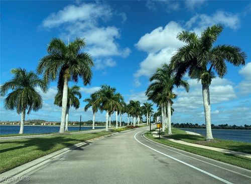 apt-9412-10044 Siesta Bay Dr, NAPLES, FL, 34120-4201 | Card Image