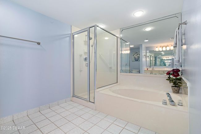 APT-205 - 2967 S Atlantic Ave, Condo with 2 bedrooms, 2 bathrooms and null parking in DAYTONA BEACH SHORES FL | Image 20