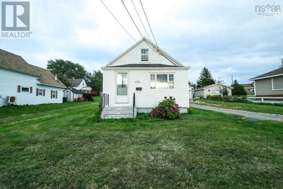 133 Crescent St, House other with 2 bedrooms, 1 bathrooms and null parking in Sydney Mines NS | Image 2