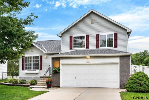 8226 N 154th Ave, Bennington, NE, 68007-1477 | Card Image