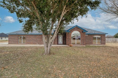 233 Thomas Dr, Martindale, TX, 78655-3883 | Card Image