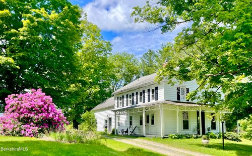 18 Old Queechy Rd, Canaan, NY, 12029-3007 | Card Image