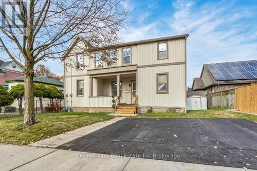 64 Forest Ave, Saint Thomas, ON, N5R2J3 | Card Image