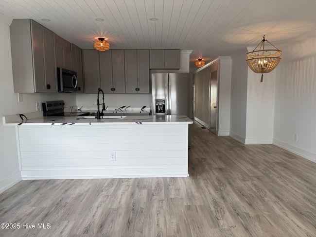 APT-1 - 519 Canal Dr, Condo with 2 bedrooms, 2 bathrooms and null parking in Carolina Beach NC | Image 22