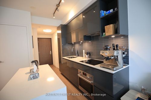 4303-1 Yorkville Ave, Toronto, ON, M4W0B1 | Card Image