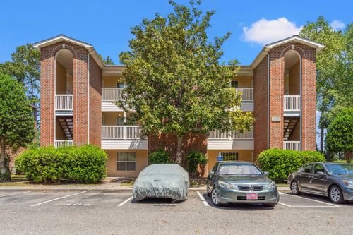 402-4247 Villas Dr, Little River, SC, 29566-8004 | Card Image