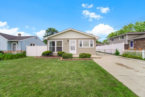 16014 Laramie Ave, Oak Forest, IL, 60452-3807 | Card Image