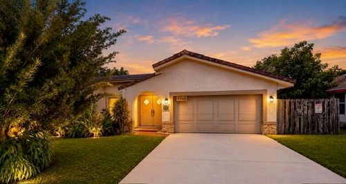 4240 Nw 74th Avenue, Lauderhill, FL, 33319 | Card Image