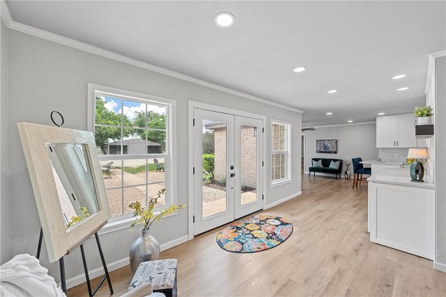 1648 Old Ranch Rd, House other with 5 bedrooms, 3 bathrooms and null parking in China Spring TX | Image 5