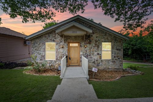 1303 Arizona Ave, Dallas, TX, 75216-1023 | Card Image