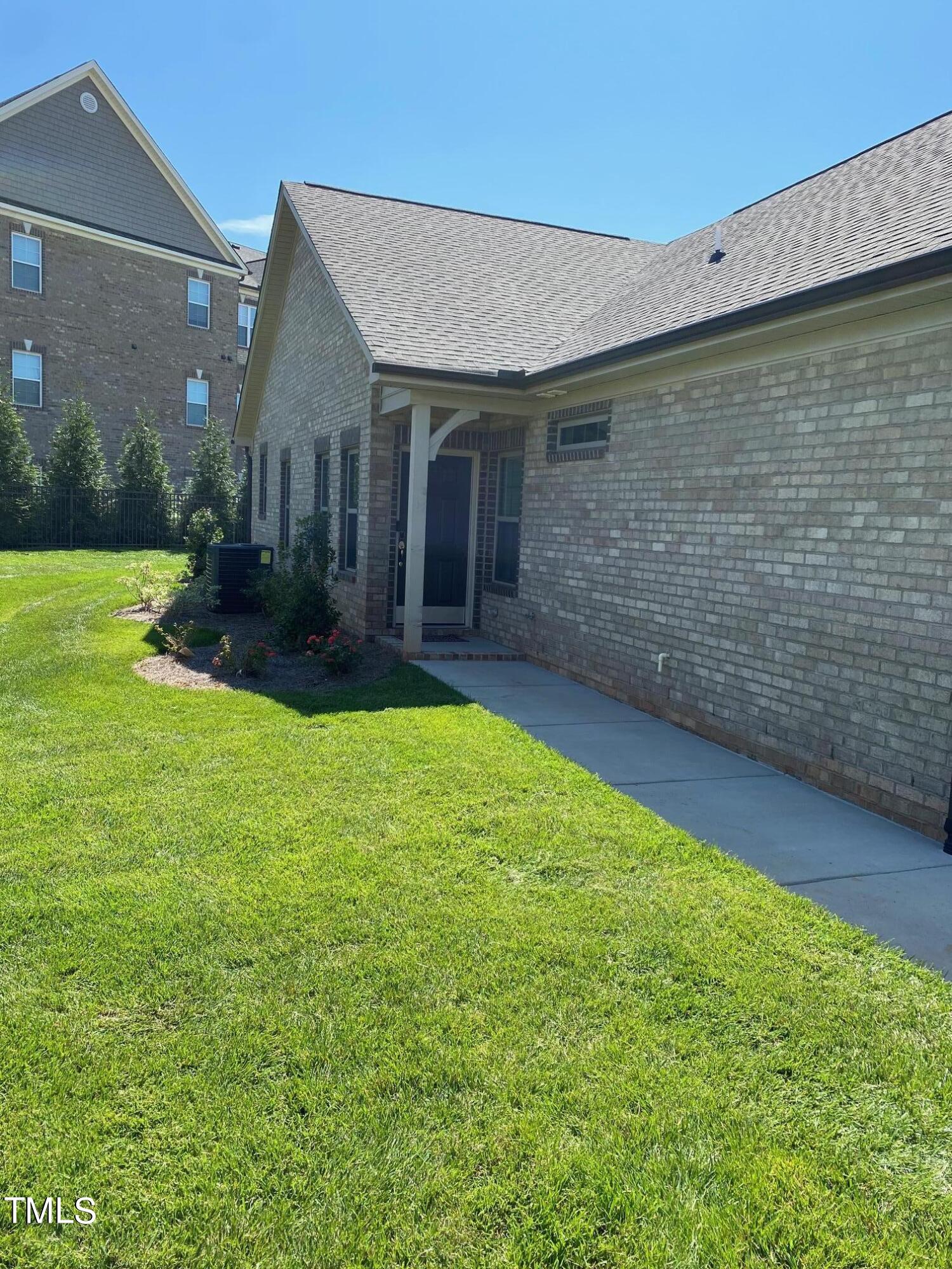 Bonanza Ln, Mebane, NC 27302