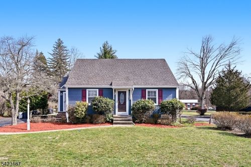 194 Ramapo Valley Rd, Oakland, NJ, 07436-2524 | Card Image