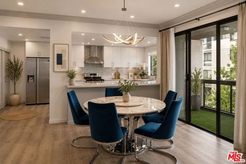 307-324 N Palm Dr, Beverly Hills, CA, 90210-4189 | Card Image