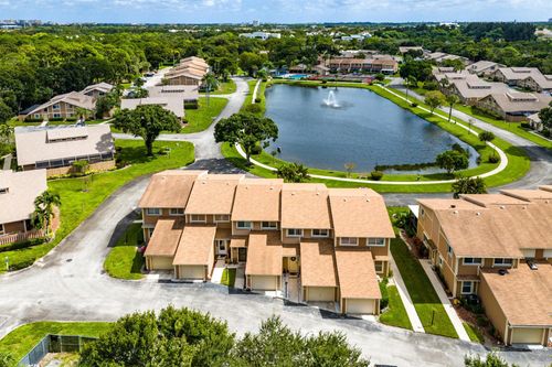 154 Maplecrest Cir, Jupiter, FL, 33458-7809 | Card Image