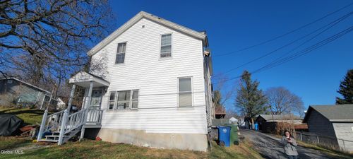 17 Hawk Street, Cohoes, NY, 12047 | Card Image