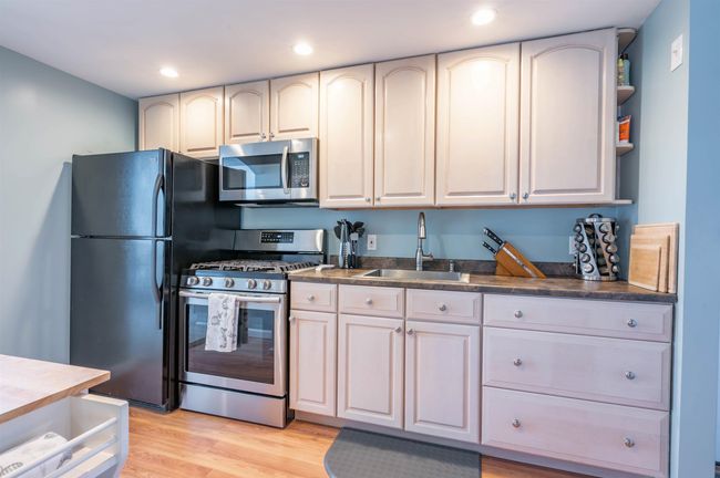 1011 Collettes Grove Rd, House other with 2 bedrooms, 1 bathrooms and null parking in Derry NH | Image 15