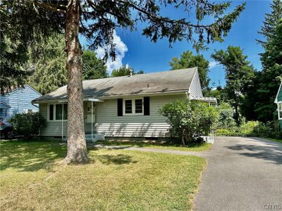 170 W Florence Avenue, House other with 3 bedrooms, 1 bathrooms and null parking in Syracuse NY | Image 3