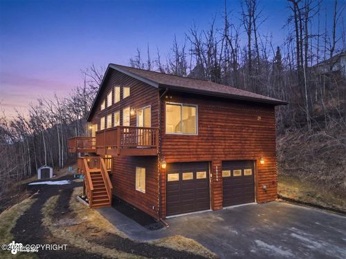 25724 Imperial Dr, Eagle River, AK, 99577-9114 | Card Image
