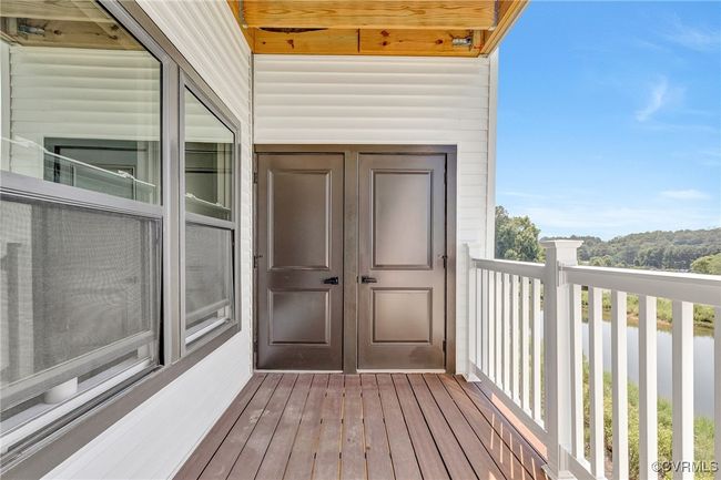 BALCONY/EQUIPMENT CLOSET | Image 22