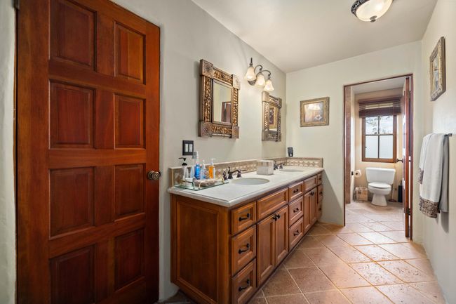 8420 Waters Rd-36 | Image 59