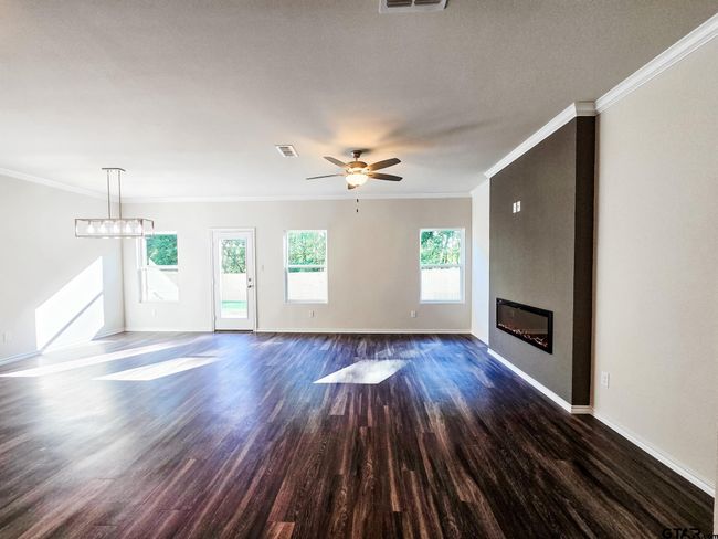 1102 Park Meadows Dr., House other with 4 bedrooms, 2 bathrooms and null parking in Whitehouse TX | Image 5