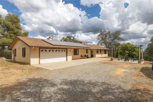 41856 Horseshoe Way, Coarsegold, CA, 93614 | Card Image