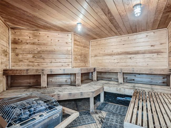 296 - 1300 S Parker Rd, House attached with 2 bedrooms, 1 bathrooms and null parking in Denver CO | Image 4