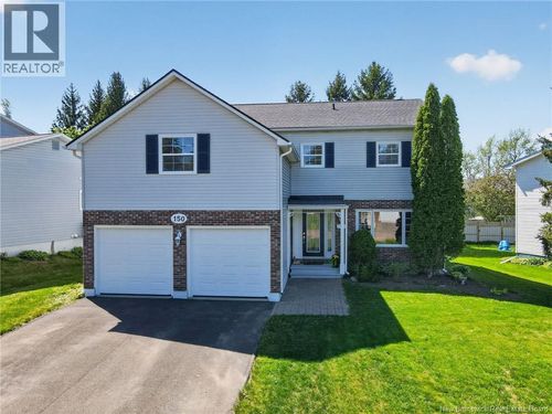 150 Tamarack Terr, Moncton, NB, E1A5R2 | Card Image