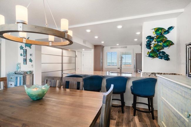 APT-504S - 1591 Gulf Blvd, Condo with 2 bedrooms, 2 bathrooms and null parking in CLEARWATER BEACH FL | Image 18