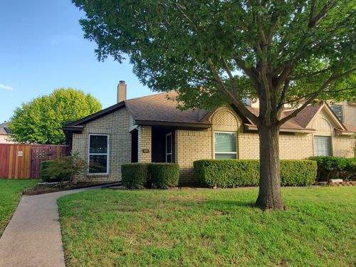 1704 Quail Run Dr, Garland, TX, 75040-4402 | Card Image