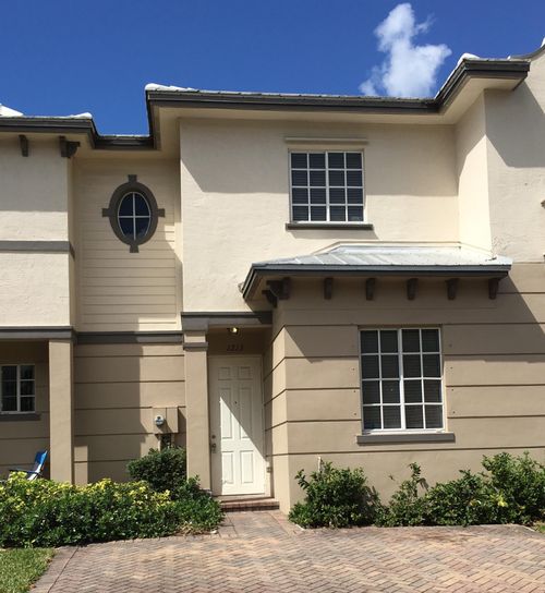 1213 Abaco Ln, Riviera Beach, FL, 33404-6445 | Card Image