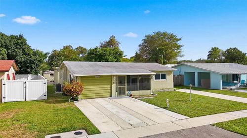 4700 Sw 34th Ave, Fort Lauderdale, FL, 33312-5561 | Card Image