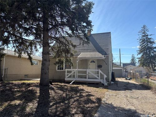 934 Atkinson St, Regina, SK, S4N3T9 | Card Image